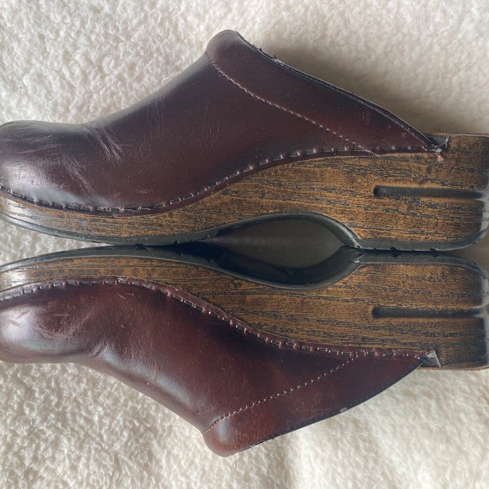 Dansko Women's Sonja Oiled Full Grain Clog ~ EU 40 / US 9-1/2 -- 10 ~ Espresso